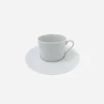 Paire de tasses à café avec sous-tasses assorties