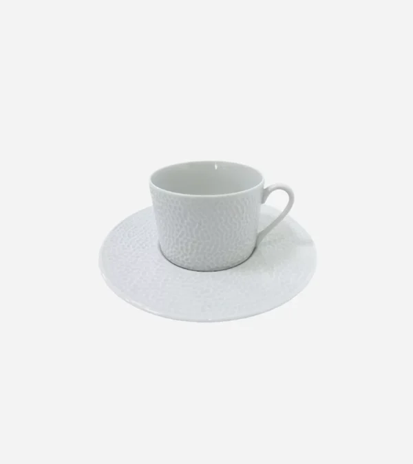 Paire de tasses à café avec sous-tasses assorties